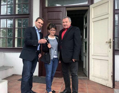 BIULETYN GMINY KOSAKOWO ROK 2017 Rok 2017 wysep Helski. W celu ułatwienia dojścia do tego wyjątkowego w naszej Gminie punktu widokowego od strony plaży w Mechelinkach zmodernizowano schody.