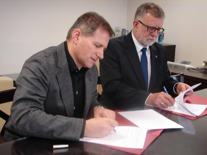 liceum, technikum oraz szkoła branżowa I stopnia 2 mln 920 tys. zł Technikum w Zespole Szkół Ogólnokształcących im. Jana Pawła II - 6. miejsce w województwie śląskim (35.