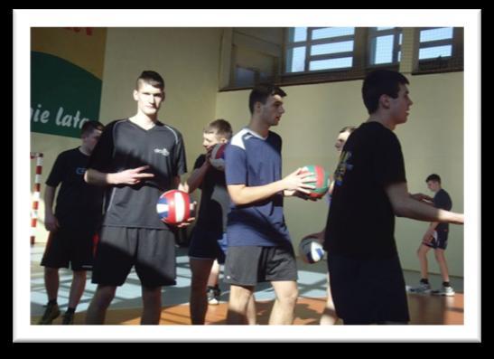 OSIĄGNIĘCIA SPORTOWE I miejsce w Turniejach Powiatowych: Piłki Koszykowej Chłopców Piłki Ręcznej Chłopców Piłki Nożnej Chłopców Szkół