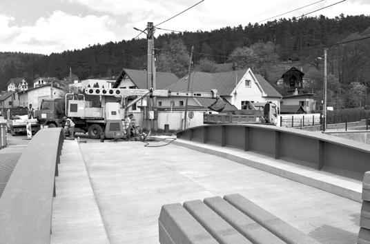 Na 224 stranách sa čitatelia dozvedia množstvo neznámych faktov, ktoré doplní asi 150 fotografií, doteraz zväčša nikde nepublikovaných. Oficiálne vydanie knihy je predbežne naplánované na máj 2018.