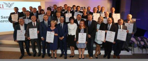 NAGRODY I WYRÓŻNIENIA Mszczonów w pierwszej dziesiątce tzw. Złotej Setki W rankingu najlepszych polskich samorządów dziennika Rzeczpospolita Mszczonów ponownie został sklasyfikowany w Złotej Setce.