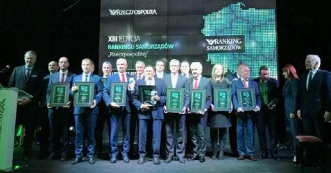 W Rankingu Zrównoważonego Rozwoju Jednostek Samorządu Terytorialnego w 2016 roku w kategorii Gmina Miejsko-Wiejska Mszczonów zajął 6. miejsce w województwie mazowieckim.