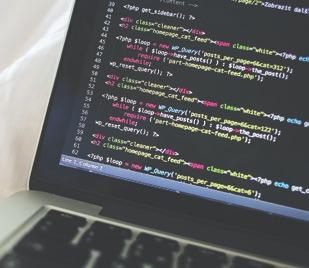Tutaj zrozumiesz działanie współczesnych aplikacji i systemów komputerowych, baz danych oraz nauczysz się ich tworzenia.