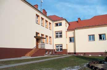 elewacji zewnętrznej z tynku silikonowego, opaski betonowej wokół budynków z