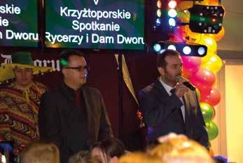 Spacer z pochodniami w blasku iluminacji, potyczki na zamkowym dziedzińcu z udziałem Bractwa Rycerskiego, tańce dworskie w sali balowej oraz spotkanie z duchem Białej Damy, to główne atrakcje