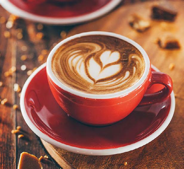 KARMELOWE LATTE Krok 1. Przygotuj podwójne espresso w filiżance Krok 2. Dodaj 3 porcje syropu DaVinci Salted Caramel Krok 3.