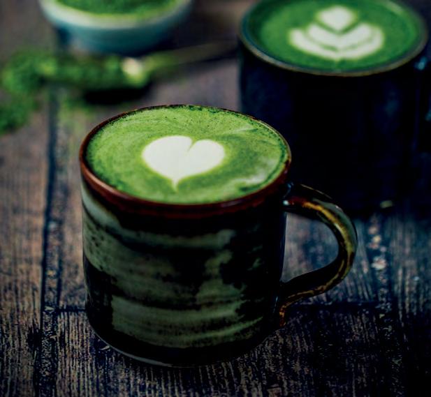 MATCHA LATTE Krok 1. Dodaj 1 łyżeczkę Suki Tea Organic Japanese Matcha do filiżanki o pojemności 12oz Krok 2. Wymieszaj Matchę z odrobiną gorącego mleka Krok 3.