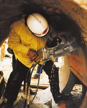 NARZĘDZIA HYDRAULICZNE DO PRAC TOROWYCH PIŁY ŁAŃCUCHOWE Ręczne piły łańcuchowe DS06/DS11, w