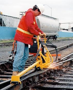 SZLIFIERKI DO SZYN I ROZJAZDÓW Firma STANLEY w swojej ofercie posiada szeroką gamę szlifierek hydraulicznych.