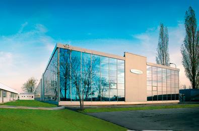 Alumero Group EXTRUSIONS / PROCESSING solar living / Industry bautec Design, rozwój i produkcja ALUMERO specjalizuje się w projektowaniu i produkcji
