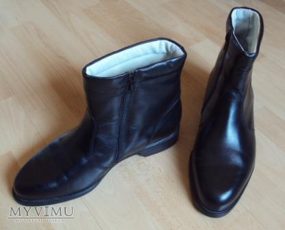 oficerskie buty wyjściowe