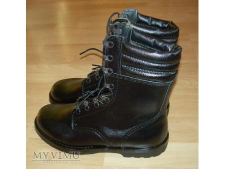 90-tych buty w WP.