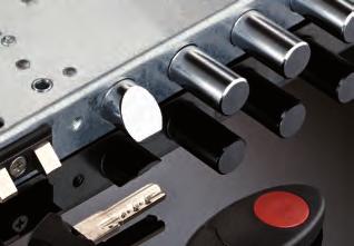 Zero1 - Elektroniczne systemy kontroli dostępu Thesis 2.0 Zamek solenoidowy wyposażony w cewkę wytwarzającą pole elektromagnetyczne w momencie przepływu prądu.