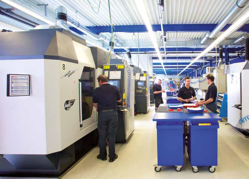 NAJWYŻSZA EFEKTYWNOŚĆ DZIĘKI ZAAWANSOWANEJ TECHNOLOGICZNIE PRODUKCJI Dzięki ciągłym inwestycjom w nasze procesy produkcyjne jesteśmy w stanie wytwarzać na najwyższym poziomie technologicznym z