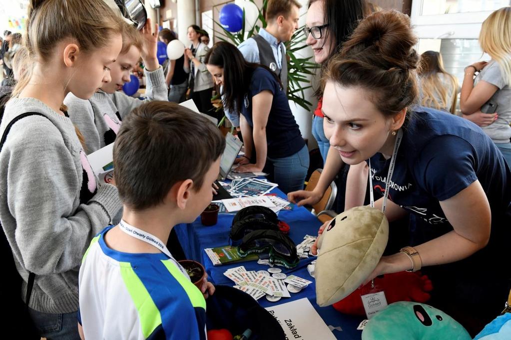Studentom wyższych lat jestem wdzięczny, że mimo wielu