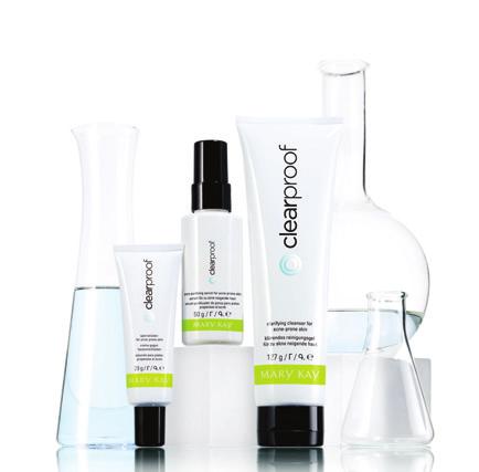 SPECJALNE ROZWIĄZANIA Naturalnie CZYSTA SKÓRA ZESTAW CLEAR PROOF, 299 ZŁ System pielęgnacyjny Clear Proof zawiera kwas salicylowy o dwuprocentowym stężeniu, który ułatwia oczyszczanie skóry z