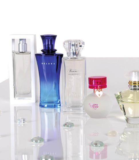 W krainie damskich AROMATÓW NA DZIEŃ matki 10 1 2 3 4 5 1. WODA PERFUMOWANA CITYSCAPE, 195 ZŁ Perfumy inspirowane wysublimowaną architekturą światowych metropolii z nutą egzotycznych kwiatów.