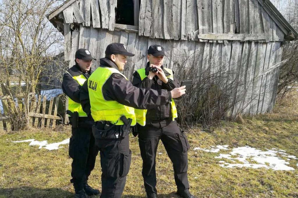STRONA 12 KOMUNIKATOR MGP Szukają zaginionych, zabezpieczają mecze.