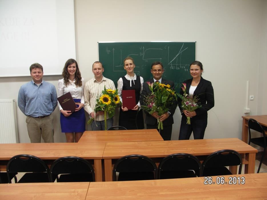 Dydaktyka w roku akademickim 2012/2013: W roku akademickim 2012/2013 w Katedrze Farmacji Fizycznej i Farmakokinetyki wykonane zostały następujące prace magisterskie: 1.