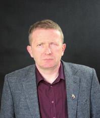 Świat według Grygorcewicza Jacek Ostrowski Radny pierwszej kadencji. Przewodniczący Komisji Zdrowia, Oświaty, Kultury i Sportu. Zasiada także w Komisji Rewizyjnej.