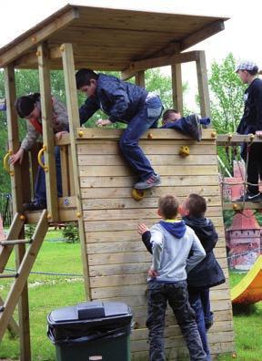 PROGRAMY DWUDNIOWE Tramp Camp Celem uczestników programu jest zdobycie tytułu Mazurskiego Trampa.