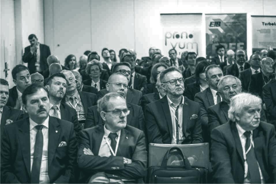 sympozja i konferencje symposia and conferences Pierwsze Sympozjum Informacyjno-Szkoleniowe DIAGNOSTY- KA I REMONTY DŁUGOEKSPLOATOWANYCH URZĄDZEŃ ENER- GETYCZNYCH zorganizowaliśmy w 1999 roku, aby