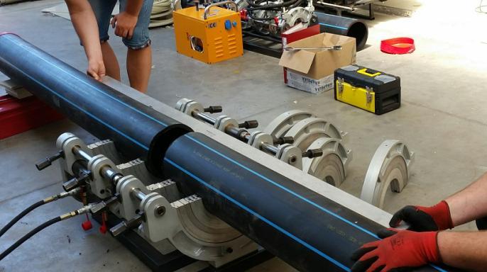 wielkościach do 160 mm, 250 mm, 315 mm, 400 mm, 500 mm, 630 mm, 800 mm.