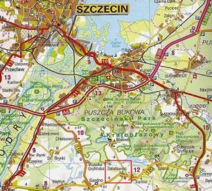 GLINNA PARK BUNGALOWS położony jest w części Glinna Wielka, jest to jedno z najpopularniejszych miejsc krótkich letnich wypadów mieszkańców okolicznych miast i osiedli.
