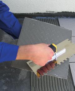 Zaprawy elastyczne Podstawowe podłoża takie jak tynki cementowo-wapienne, gipsowe, jastrychy cementowe nie wymagają klejów o specjalnych właściwościach technicznych.