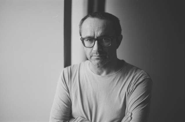 SŁOWO OD REŻYSERA Chciałbym poczynić analogię pomiędzy Niemiłością a Scenami z życia małżeńskiego Ingmara Bergmana, przenosząc te ostatnie do innych czasów i z udziałem innych postaci bezkrytycznych