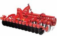 Regulacja hydrauliczna wału dostępna seryjnie ułatwia osiągnięcie prawidłowej głębokości roboczej.