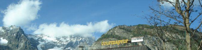 W piątek, 1 października, wyruszyliśmy do Courmayeur górskiej miejscowości położonej u podnóża Alp. Rozpoczęliśmy żmudną wędrówkę na wysokość 2000 m. n.p.m., która zajęła nam 3 godziny.