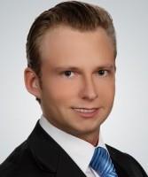 Atuty - kreatywna kadra Dr Mariusz Olężałek Adwokat, specjalista z zakresu prawa karnego wewnętrznego i międzynarodowego, prawa karnego procesowego oraz materialnego i procesowego prawa o
