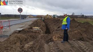 długości 240 m, -sieć kanalizacji sanitarnej DN 200 mm o długości 224,50 m Termin