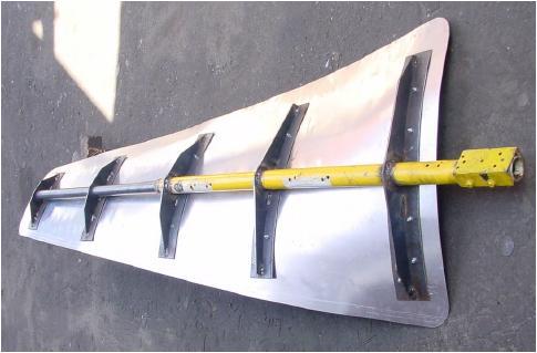 NOWY WIATRAK Łopaty (śmigła) zostały wykonane z blachy aluminiowej.