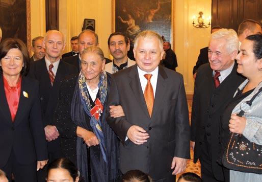 Te dwie narodowości były wtedy zagrożone szczególnie. Zapadł na nie wyrok: zlikwidować.