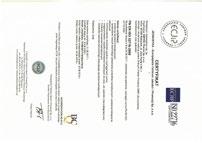 O marce Zalety produktów Peel Mission Farmaceutyczna receptura bazująca na monokwasach, pozwalająca stworzyć spersonalizowany program inicjujący procesy regeneracyjno naprawcze w skórze, wpływające