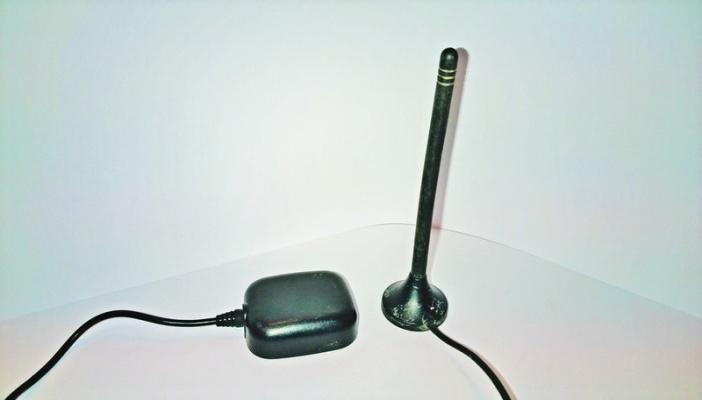 rajdem BK 1. 2. Urządzenie systemu bezpieczeństwa PZM-GPS wraz z akcesoriami jest własnością PZM i zostanie usunięte po zakończeniu rajdu, z wyjątkiem akcesoriów zakupionych przez zawodników. 3.