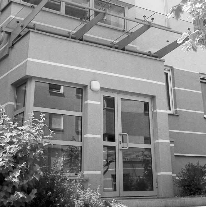 STOLARKA STALOWA DRZWI, OKNA I ŚCIANKI STALOWE PROFILOWE Instrukcja Instalowania i Obsługi EN Technical documentation Installation and Operating Instructions Steel profile doors, windows and walls /