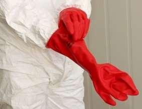Rękawice nitrylowe -Przed założeniem sprawdź stan rękawic -Zakładaj na umyte i suche dłonie -Rękawy kombinezonu na rękawice -Zdejmując nie
