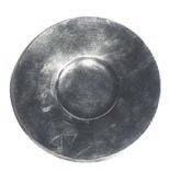 RH-619 22 a, b PACYFIKAŁ 1790 r. Srebro trybowane, wys. 30 cm Kat. RH-620 21 a,b CHALICE and paten Klimaszewski Kazimierz, Warszawa, 1833 Gilded silver, height of cup 24 cm CAT.