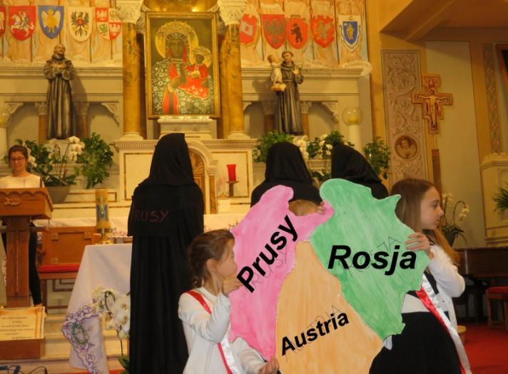 Módlmy się o to by obecne i przyszłe pokolenia rodaków nie przyjmowały beztrosko i bezkrytycznie przeróżnych nowinek współczesnego świata, bo one najczęściej nie mając nic wspólnego z polskim,