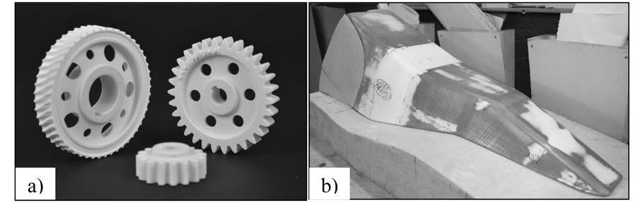 90 TRIBOLOGIA 1/2018 ISSN 0208-7774 Fig. 1. Possible applications of 3D-printed objects: a) Gears, b) Laminating mould [L. 2] Rys. 1. Przykładowe zastosowania wydruków 3D: a) koła zębate, b) forma do laminowania [L.
