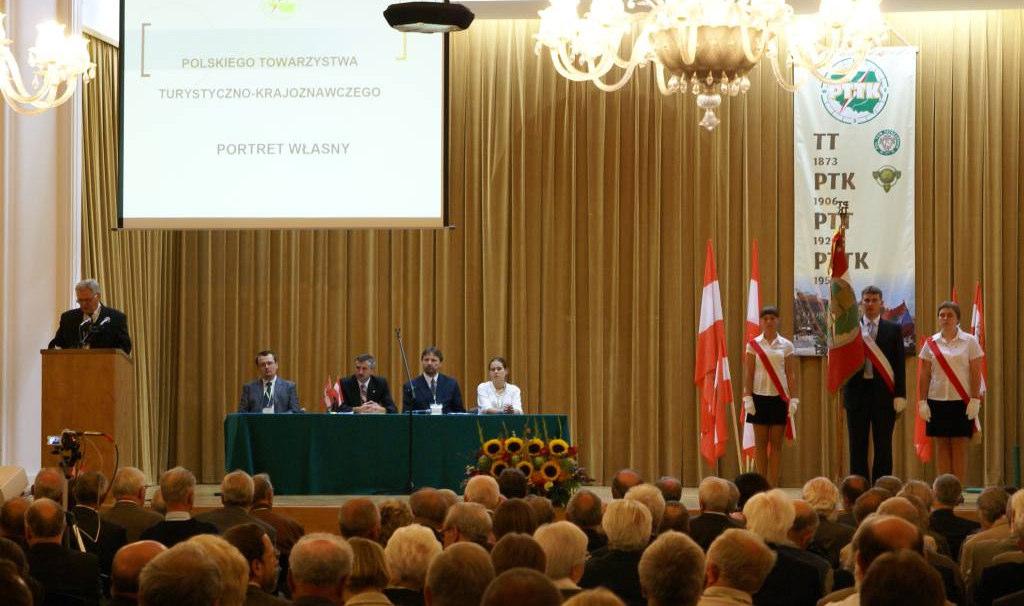Podczas ceremonii oficjalnego otwarcia Zjazdu.