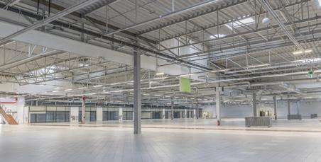 5 000 OBCIĄŻENIE UŻYTKOWE PODŁOGI 2,5 T/M 2 MAKSYMALNE OBCIĄŻENIE PRĄDOWE 800 KW