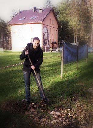 Do Kokotka przyjechało 13 osób, w tym jedna nowa dziewczyna. Tradycyjnie spotkanie rozpoczęło się Mszą świętą, której przewodniczył nasz gość z Ukrainy - o.