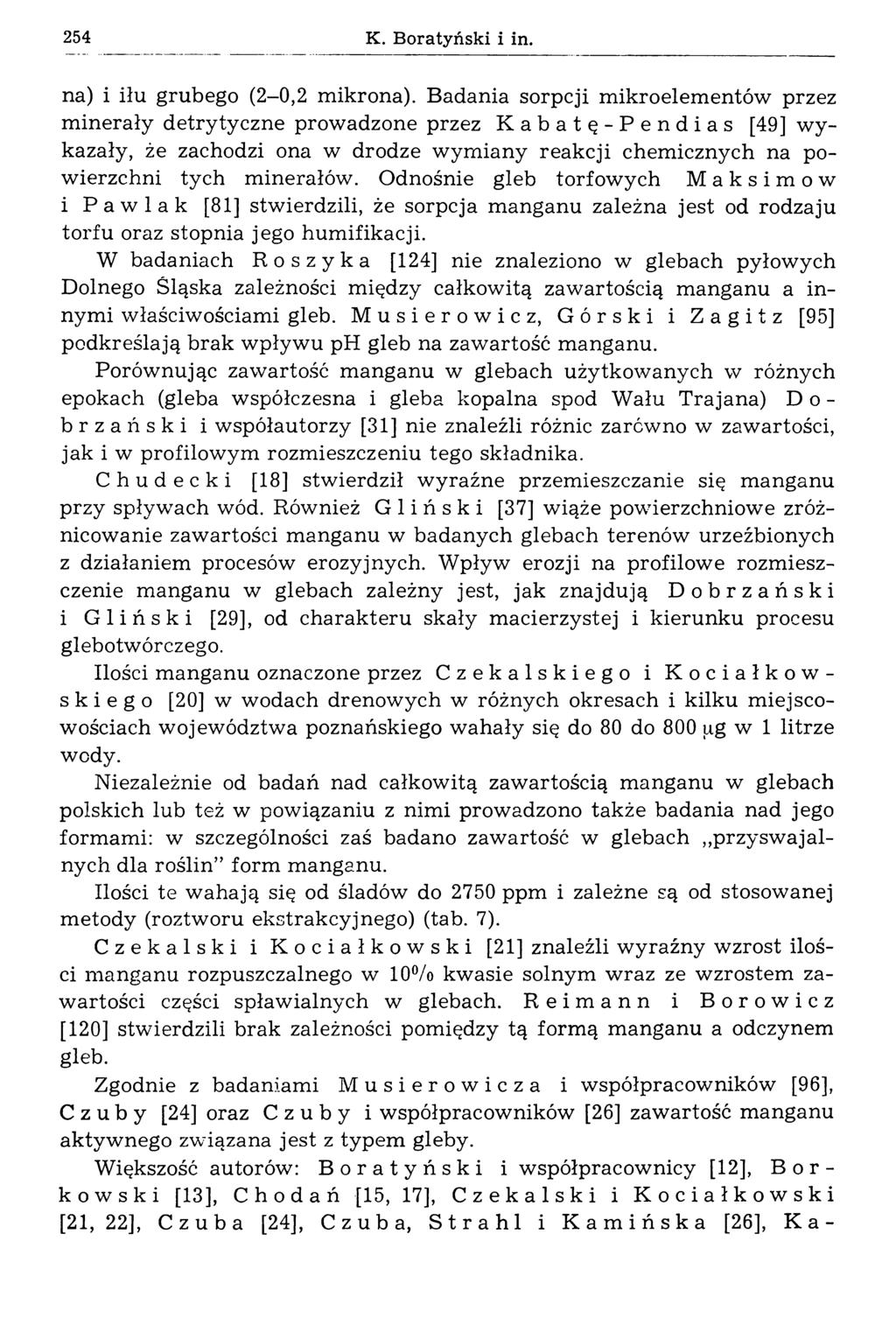 К. Boratyński i in. na) i iłu grubego (2-0,2 m ikrona).