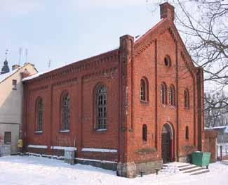 109 01/2017 Synagoga zachowała się w relatywnie dobrym stanie do dzisiaj. Po remoncie w latach 1978 1980 przez krótki czas budynek (zwany do dziś Bożnicą ) pełnił funkcję klubokawiarni.