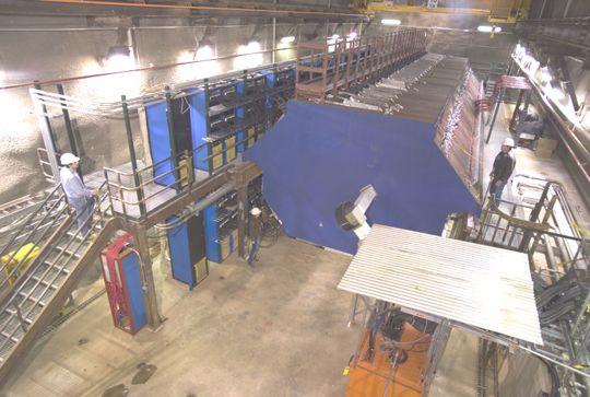 Detektory MINOSa Far Detector Near Detector Veto Shield Coil Data taking since ~ September 2001 Installation fully completed in