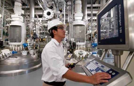 Priorytetowymi kierunkami badawczymi Inżynierii Procesowej i Bioprocesowej są obecnie: Inżynieria reaktorów chemicznych, Inżynieria bioprocesowa (biochemiczna), Nanotechnologia, Intensyfikacja